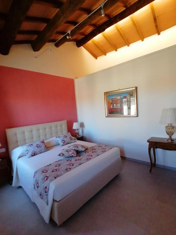 Dimo' Re Bed and Breakfast Farnese Eksteriør billede